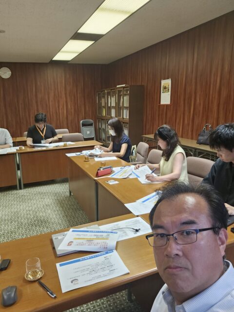 病児、病後児デイケア事業についての勉強、及び意見交換