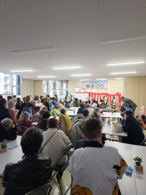 ３年ぶりに本地学区の春祭りが開催されています